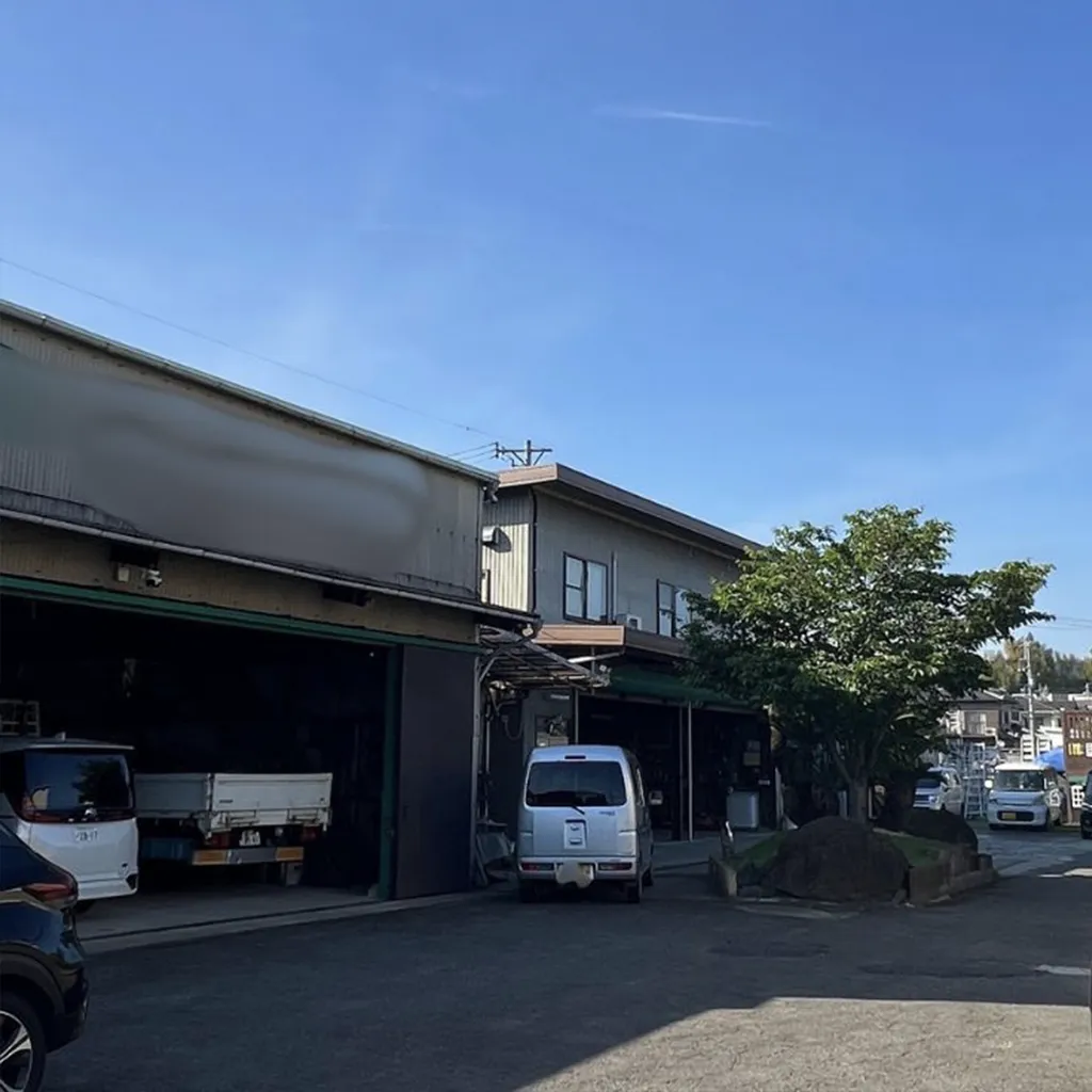 屋外の監視カメラ